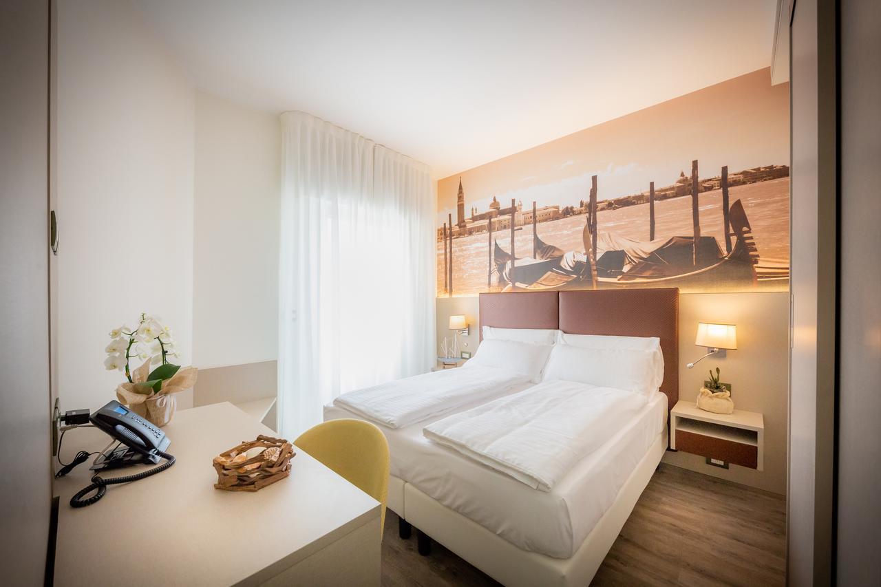 Hotel Casa Costiera Caorle Luaran gambar